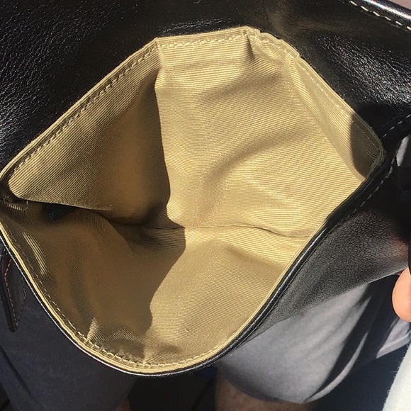 VTG COACH BLACK LEATHER WRISTLET - Picture 9 of 9